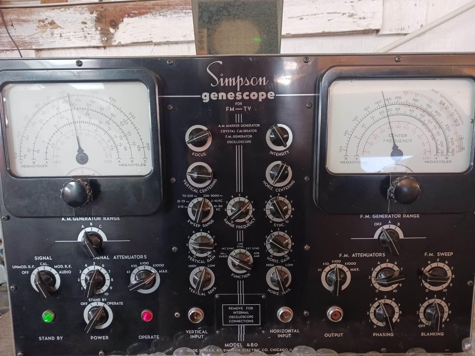Simpson Model 480 FM-TV Genescope Powers On
