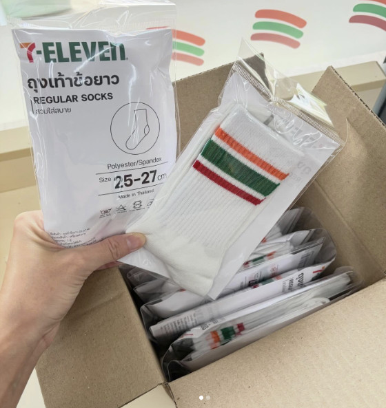 7-Eleven Thailand Crew Socks Retro Stripe White Official Logo Unisex 25-27cm