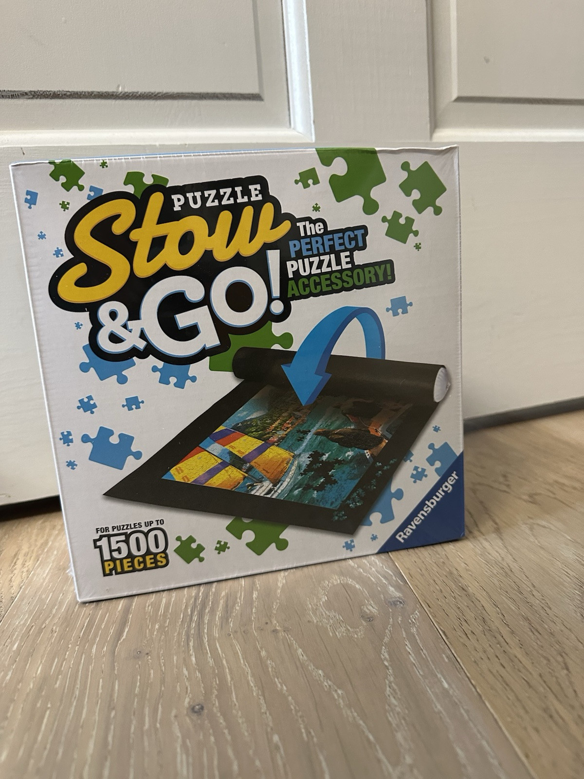 New Sealed Ravensburger Puzzle Stow And Go (1500pc Puzzle)