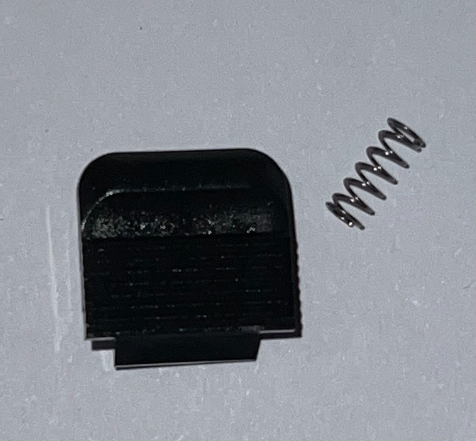 Icom IC-706 IC-706-MKII IC-706MKIIG Front Panel Release Latch & Spring