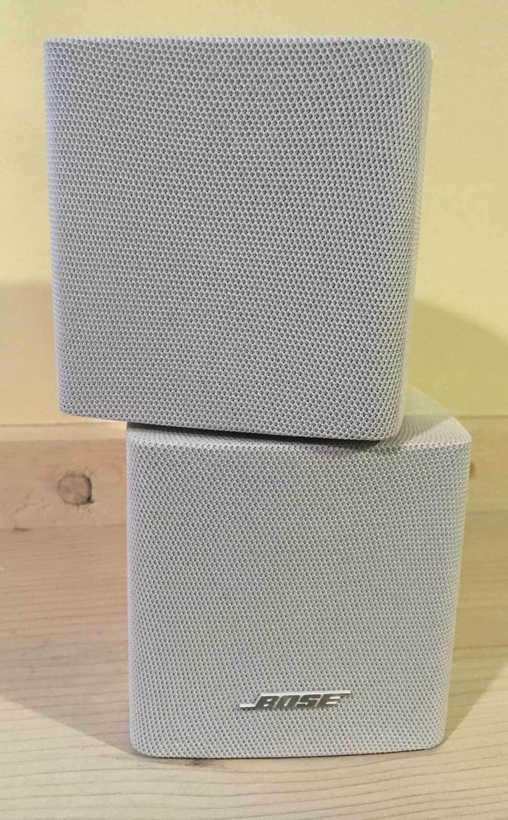 Bose Lifestyle Acoustimass Double Cube Speaker Array White EUC