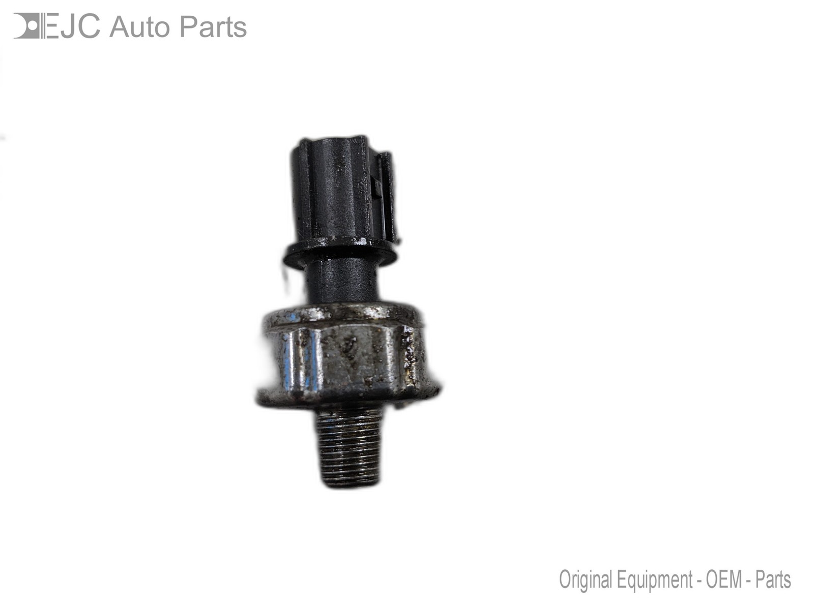 Engine Oil Pressure Sensor For 11-13 Infiniti M37  3.7