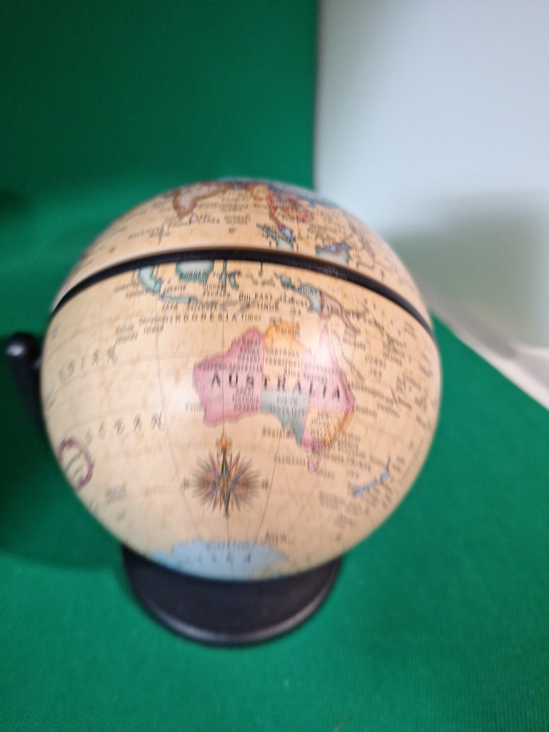 Replogle Mini Desk Globe 2001. Moves In 2 Directions.