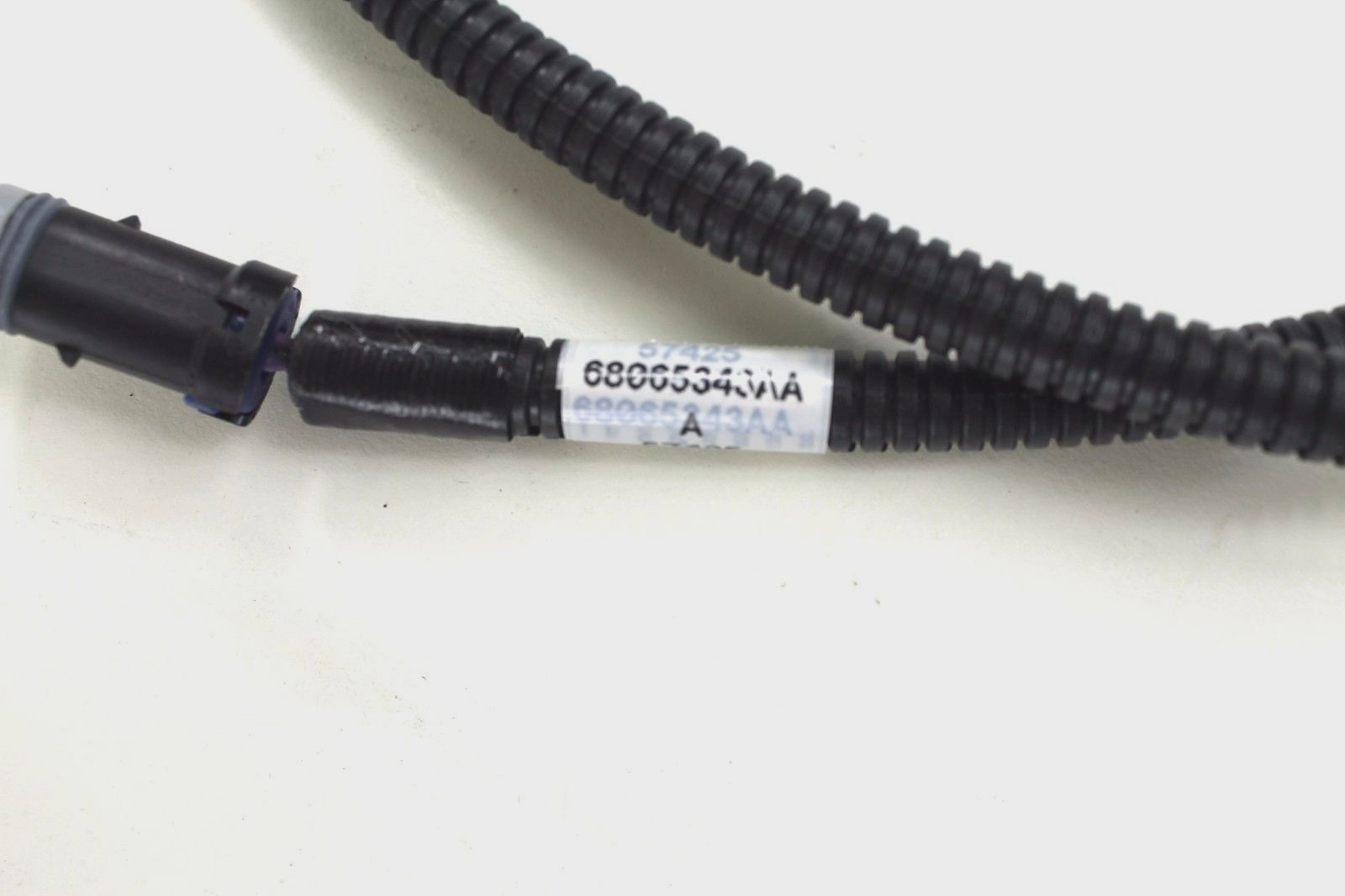 New - OEM Mopar Dodge Chrysler - Sensor - CLG0J060AA