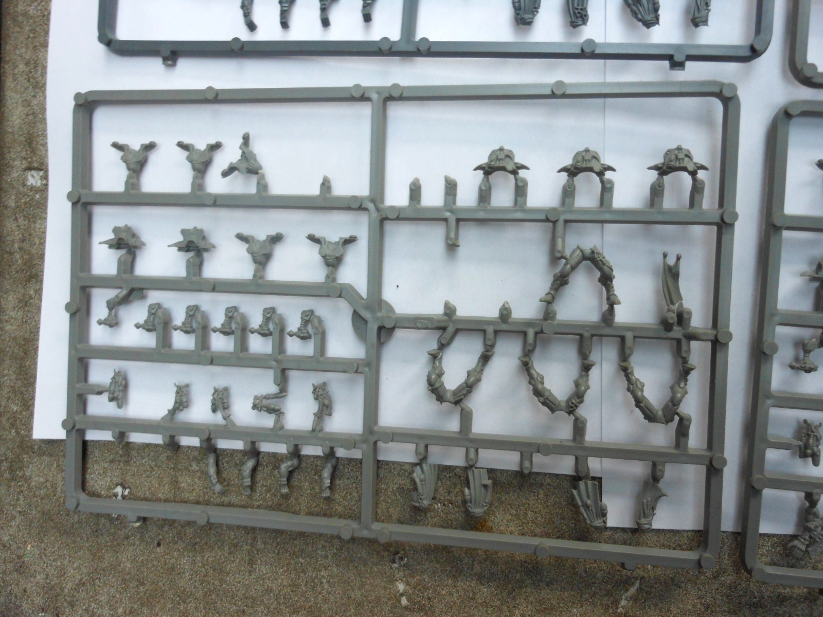 Warhammer 40k Eldar Dire Avengers Games Workshop Bits incomplete sprues
