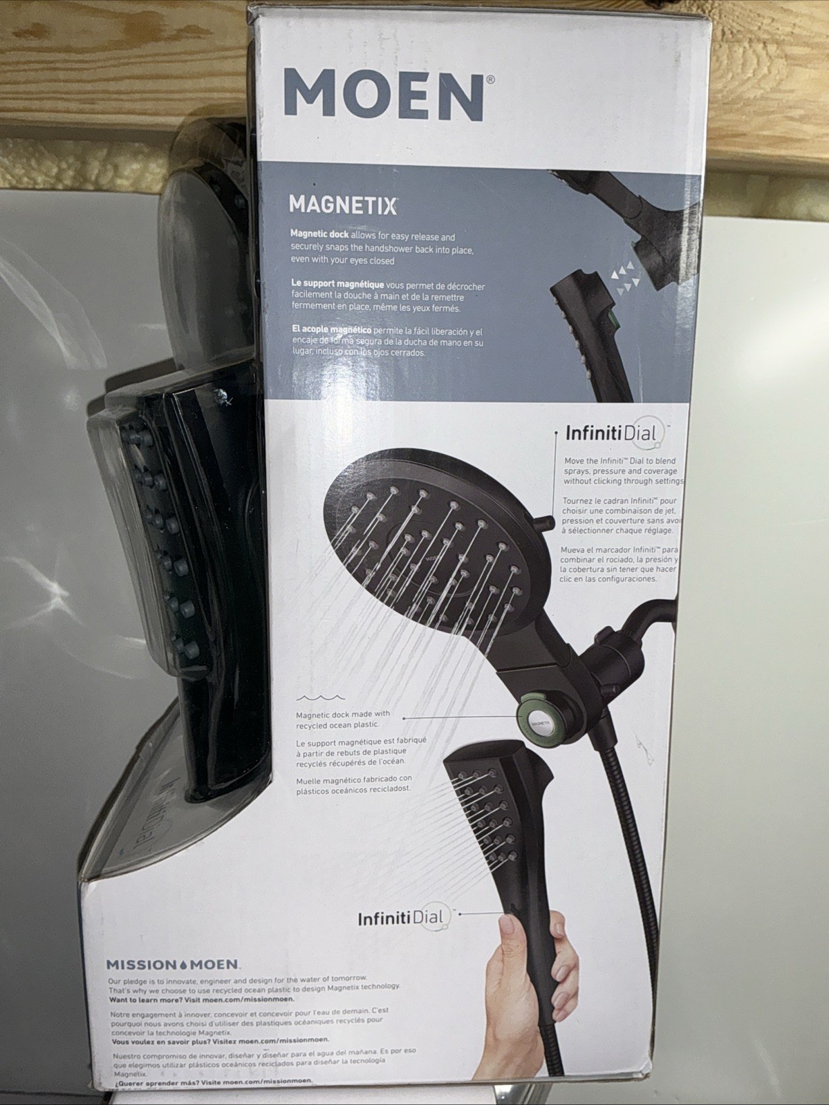 MOEN Verso Magnetix 8-Function 7” Showerhead w Handshower Matte Black 220C2BL