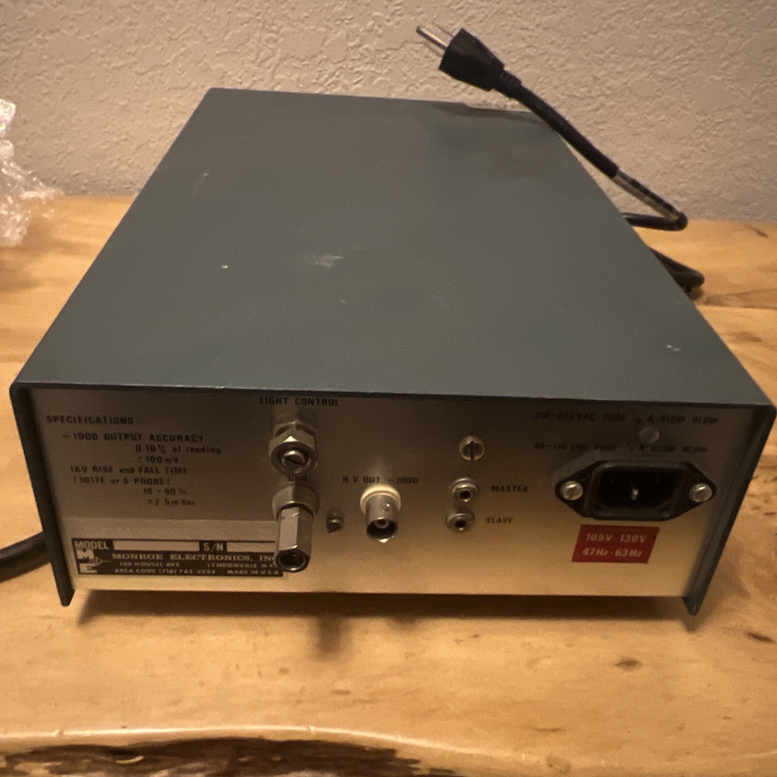 MONROE ELECTRONICS ISOPROBE ELECTROSTATIC VOLTMETER MODEL 244