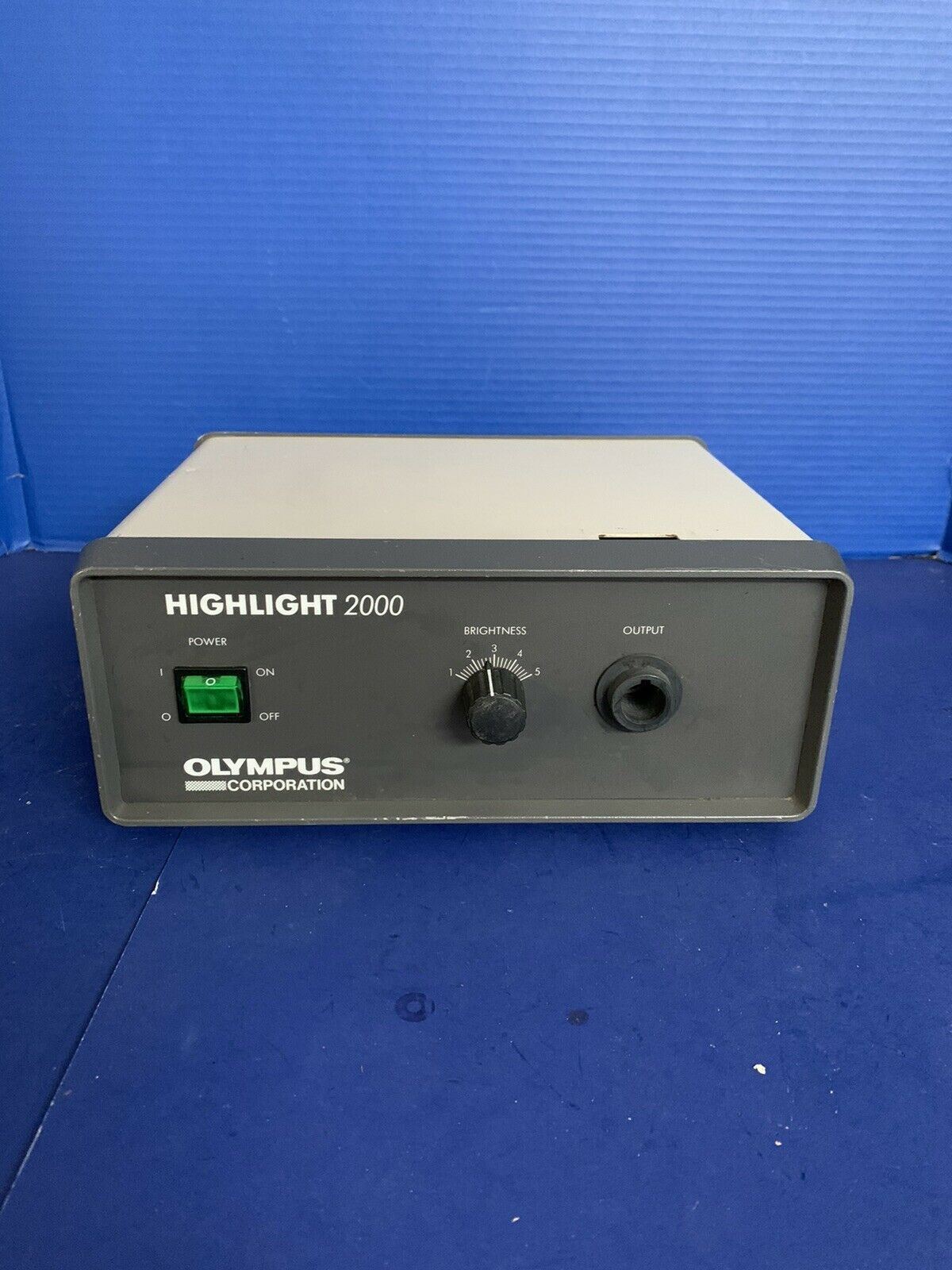 Olympus Highlight 2000 Fiber Optic Light Source, Used