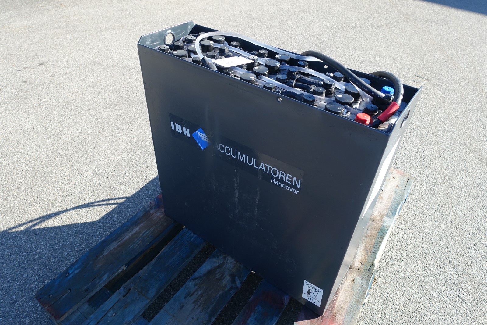 Traction Battery 24V 2PzS250Ah C5-TEST 70% Lead Acid (Wet) Battery for Forklift