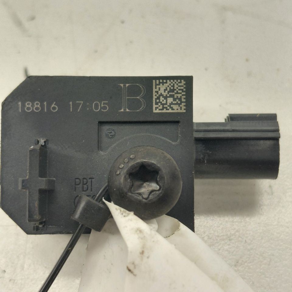 Chevy Volt Contact Sensor  2016 2017 2018 2019