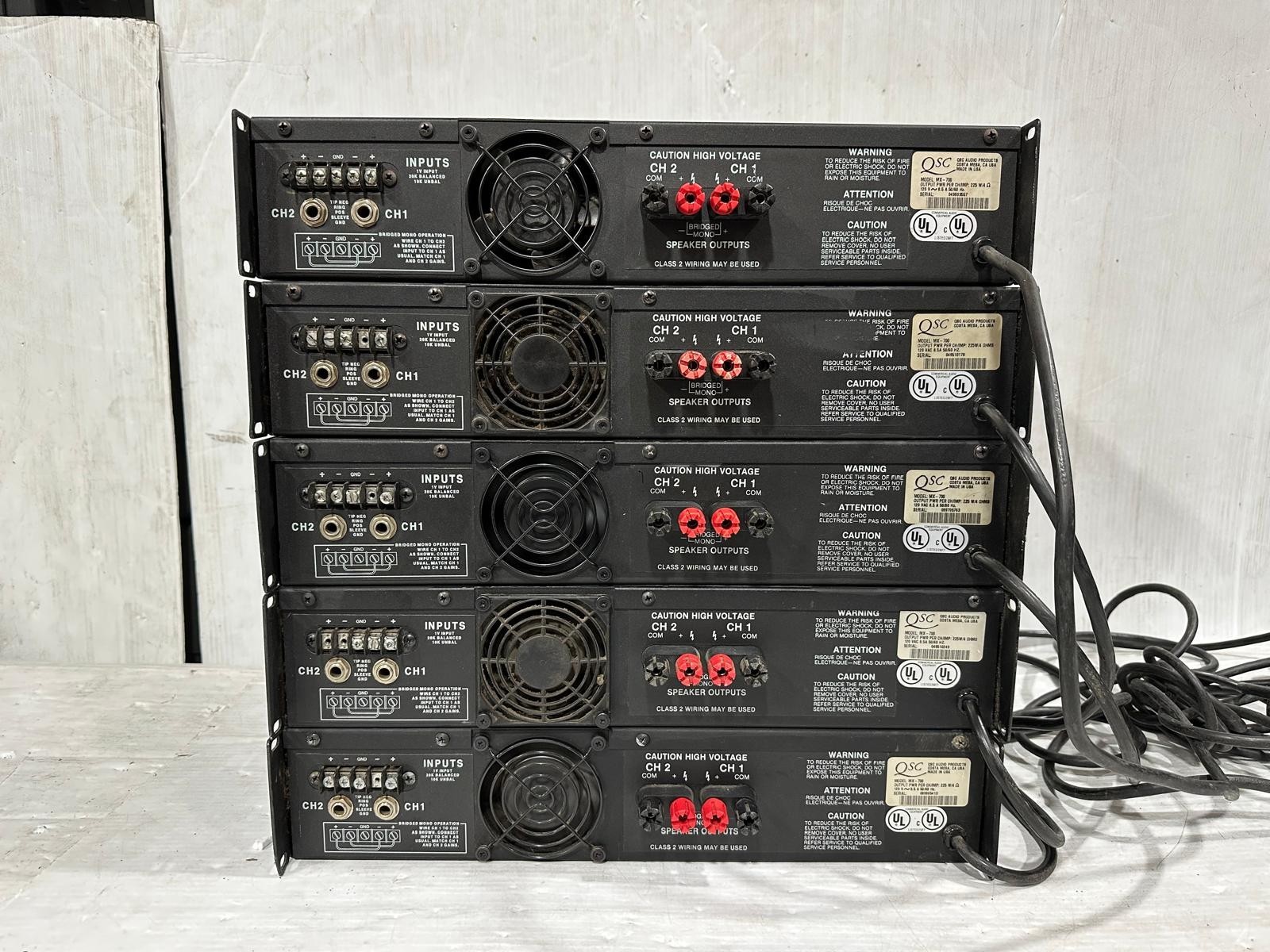 QSC MX 700 Amplifier (one) (TRUEHEARTSOUND)