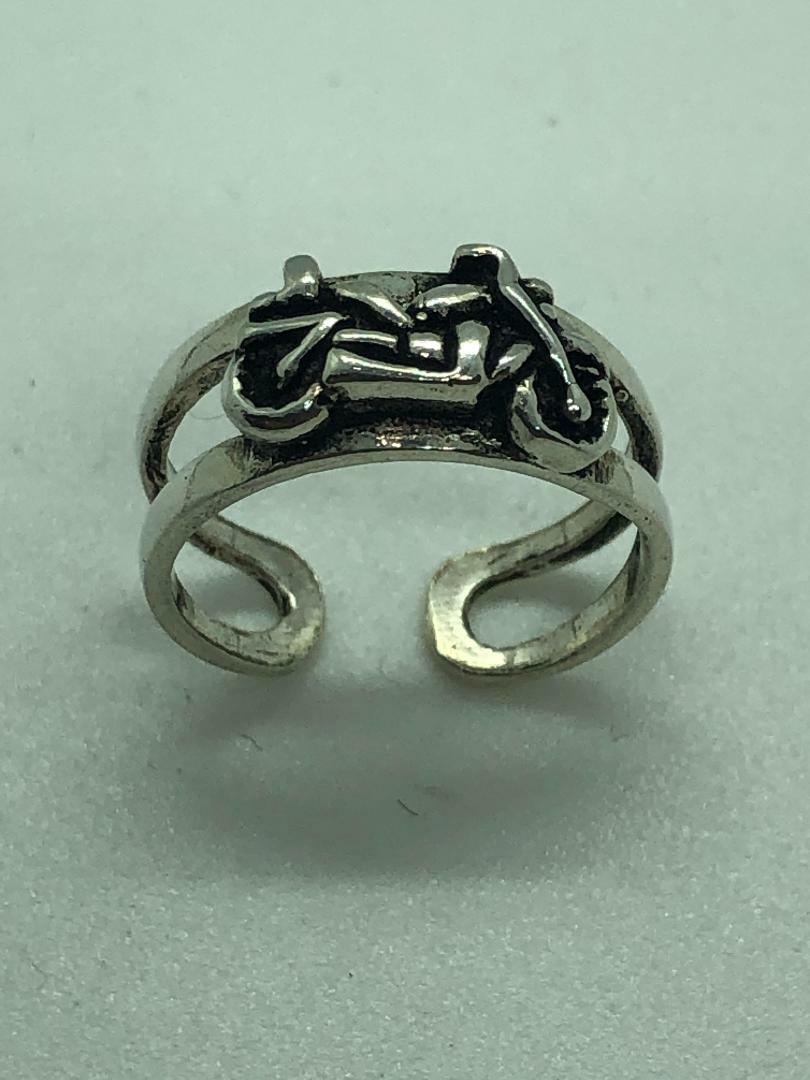 Ladies Sterling Silver Motorcycle Toe Ring