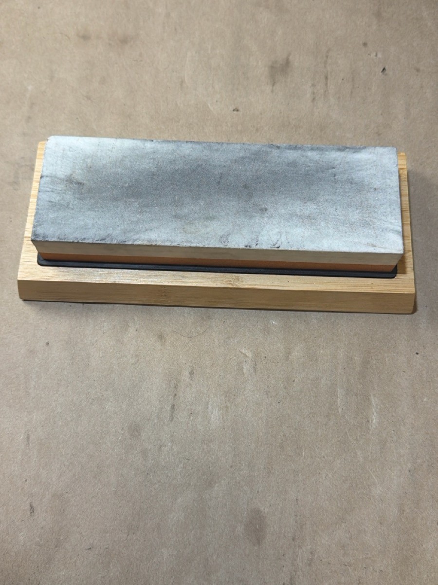 WHETSTONE SHARPENING STONE (B33004853)