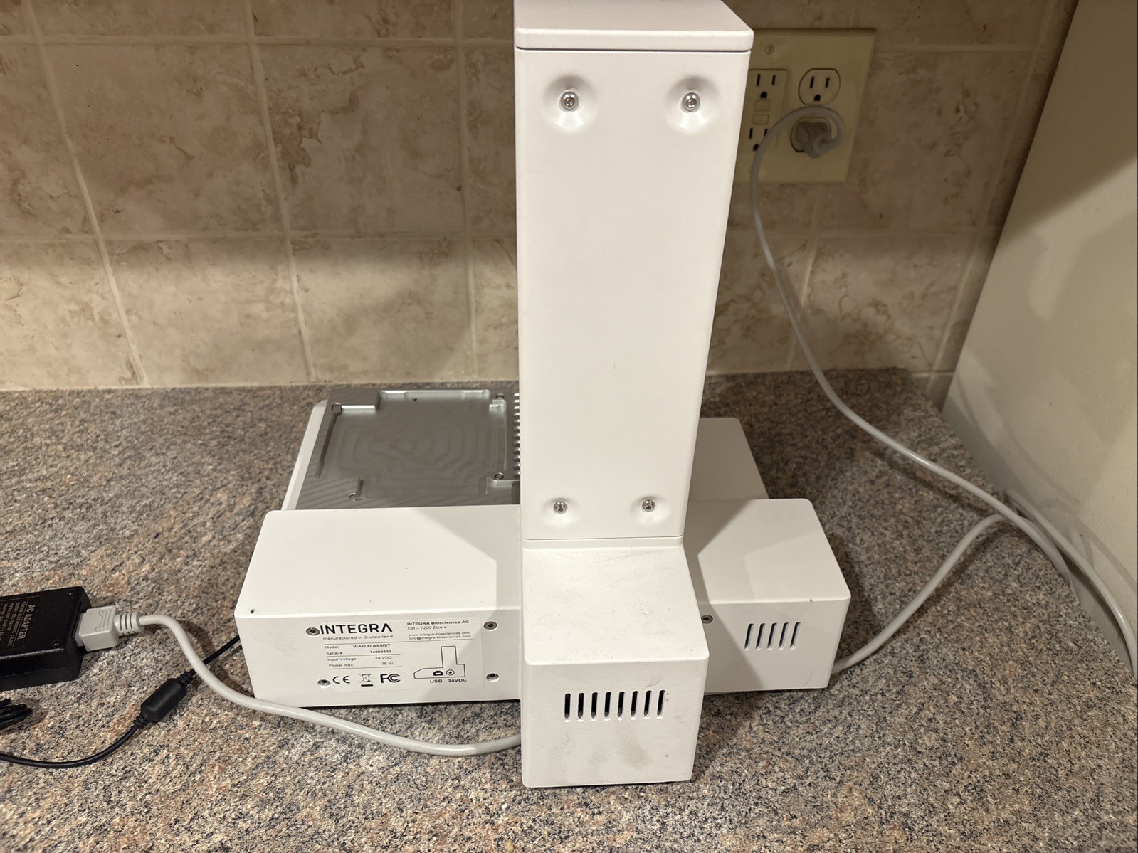 Integra Viaflow Assist Pipetting Robot / Please read description
