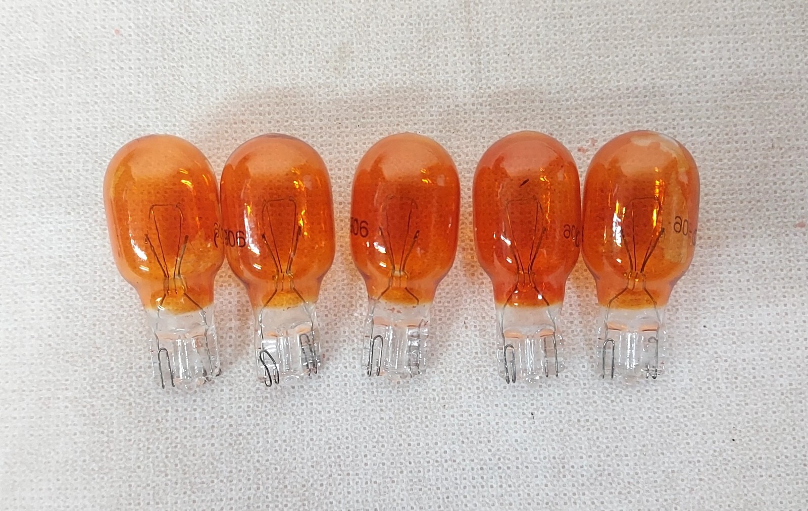 Sega TITANIC MONOPOLY Arcade Lot 5 ORANGE C 906 Arcade Light Bulbs 165-5004-03