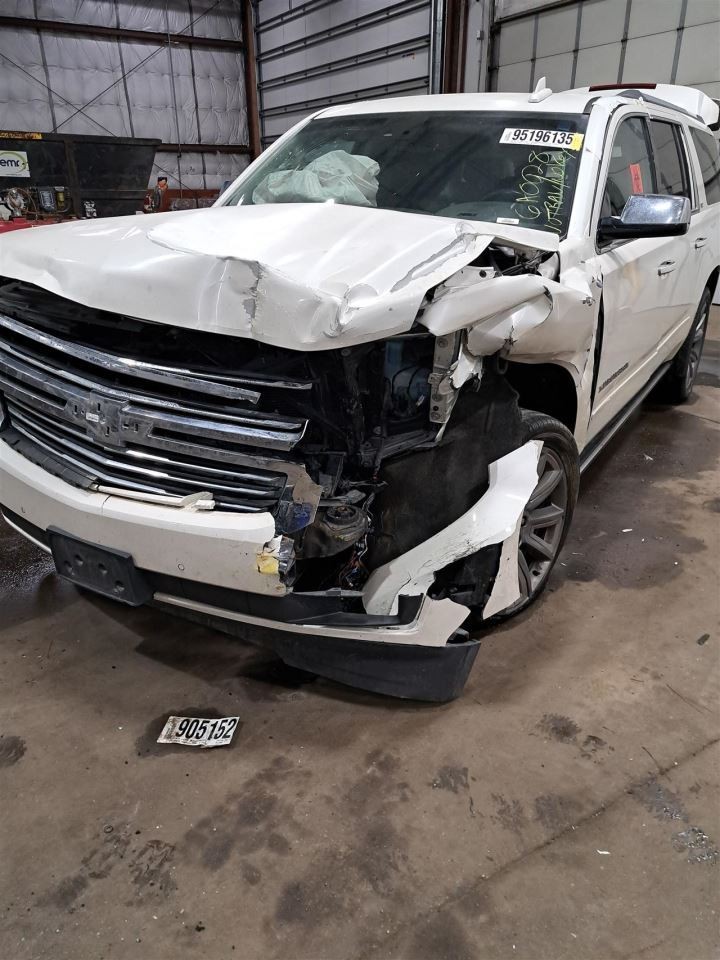 2015 Suburban 1500 Jack Sku#4379690