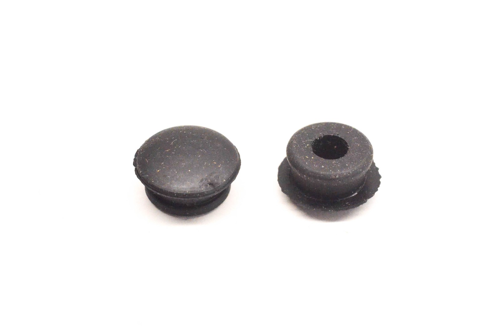 Aftermarket 570028000 Rubber Caps Qty 2 NOS