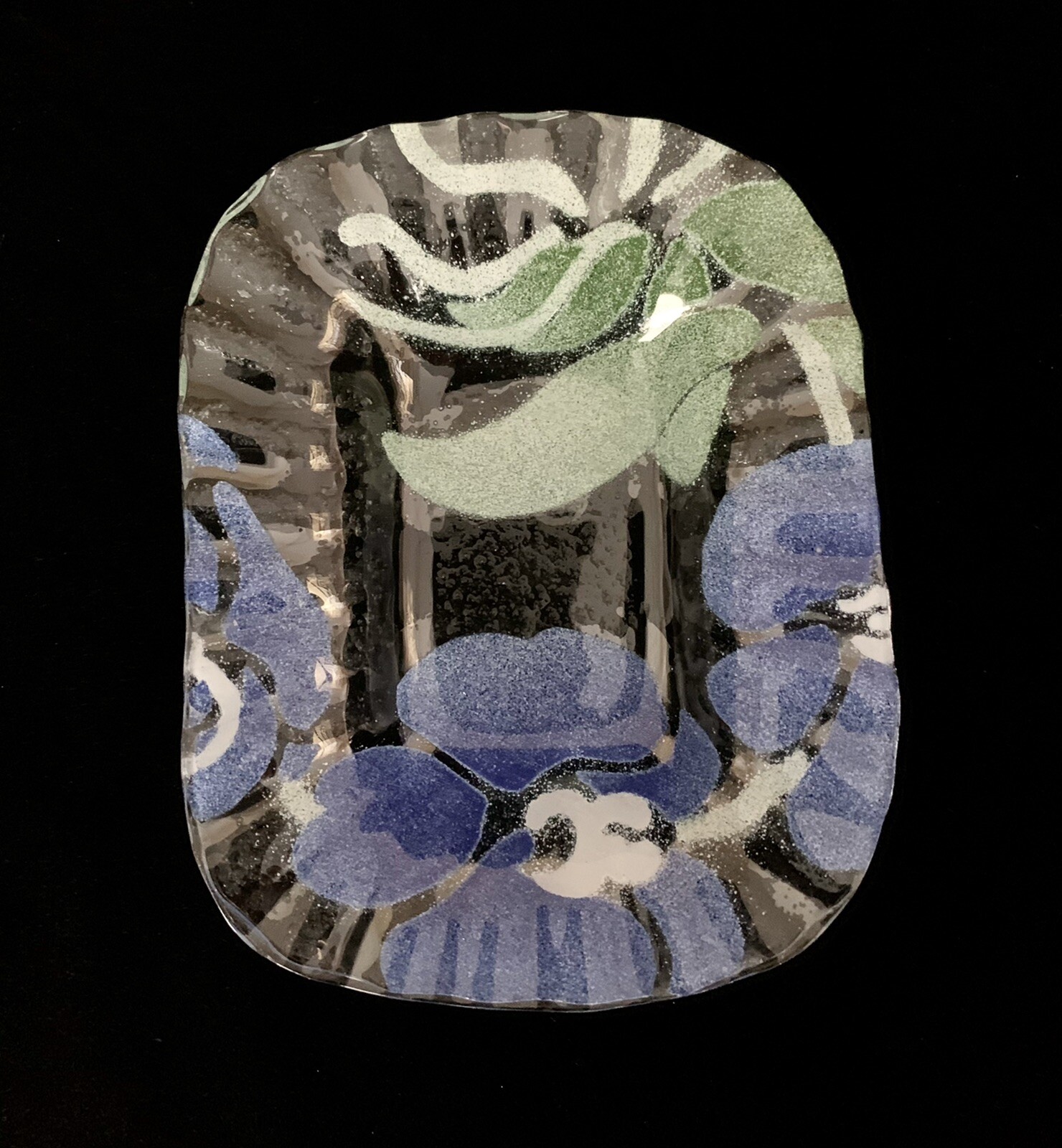 Fused Art Glass Green Clear Blue Coin Trinket Dish 6" x 4.75” Pebble Like Design