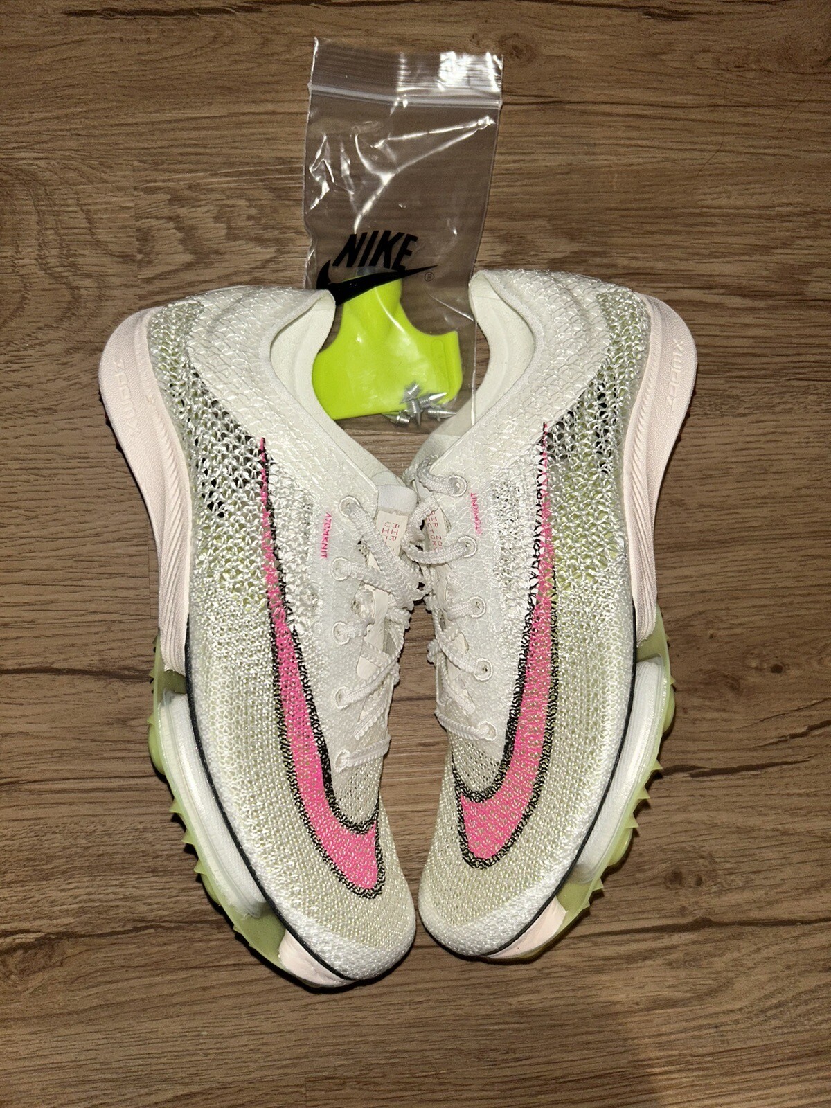 NIKE MENS AIR ZOOM VICTORY TRACK FIELD SHOES W/SPIKES SAIL FIERCE PINK SIZE 10.5