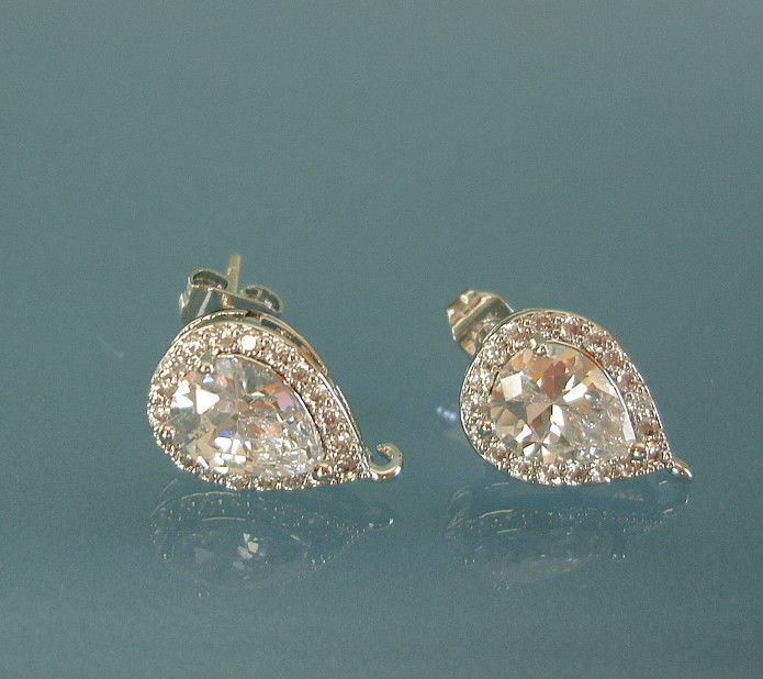 Teardrop Crystal Cubic Zirconia CZ Rhodium Plated Earstud Earrings Post Findings