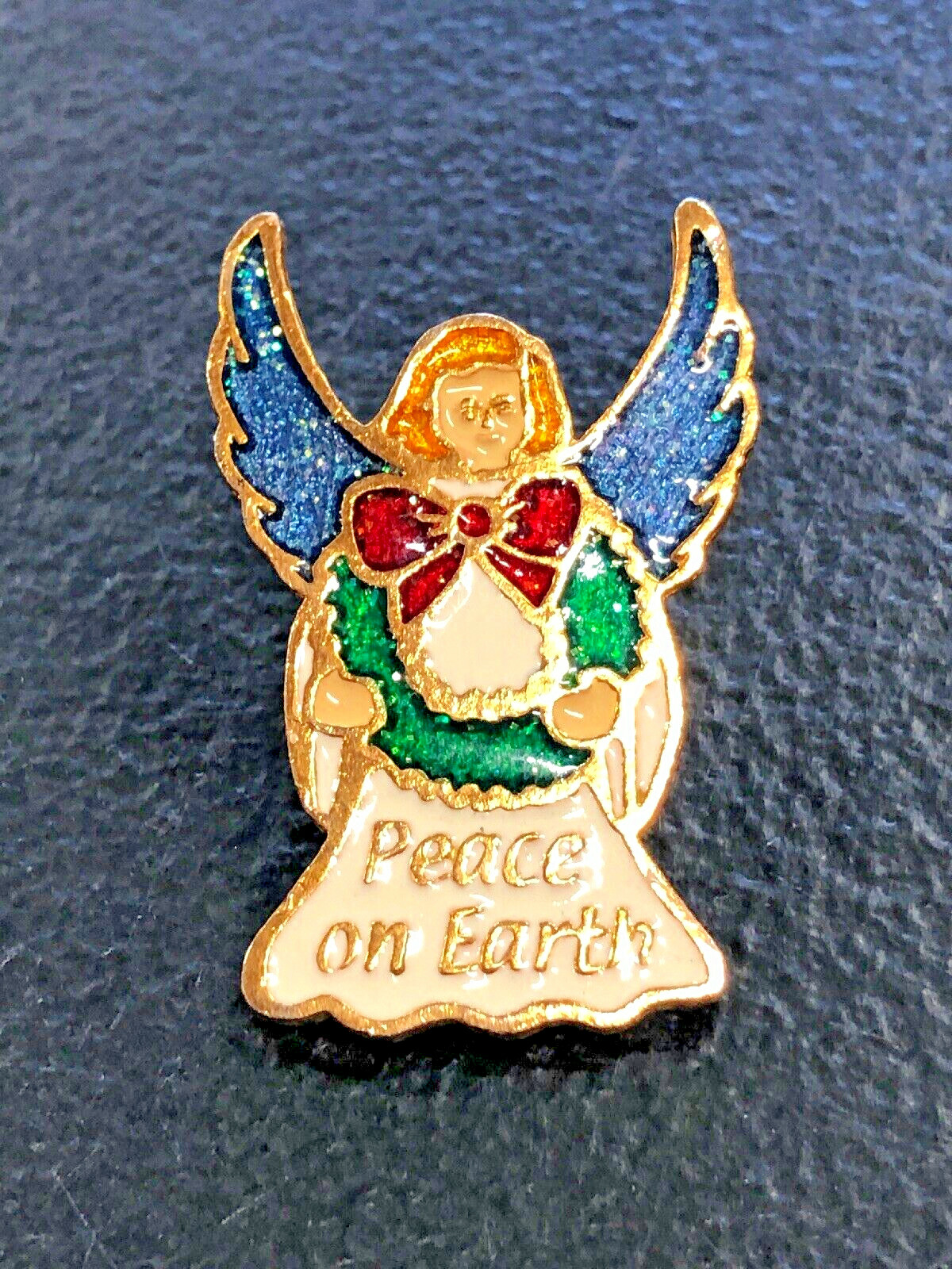Camco Large Angel With Wreath Sparkly Peace On Earth Lapel Pin Brooch
