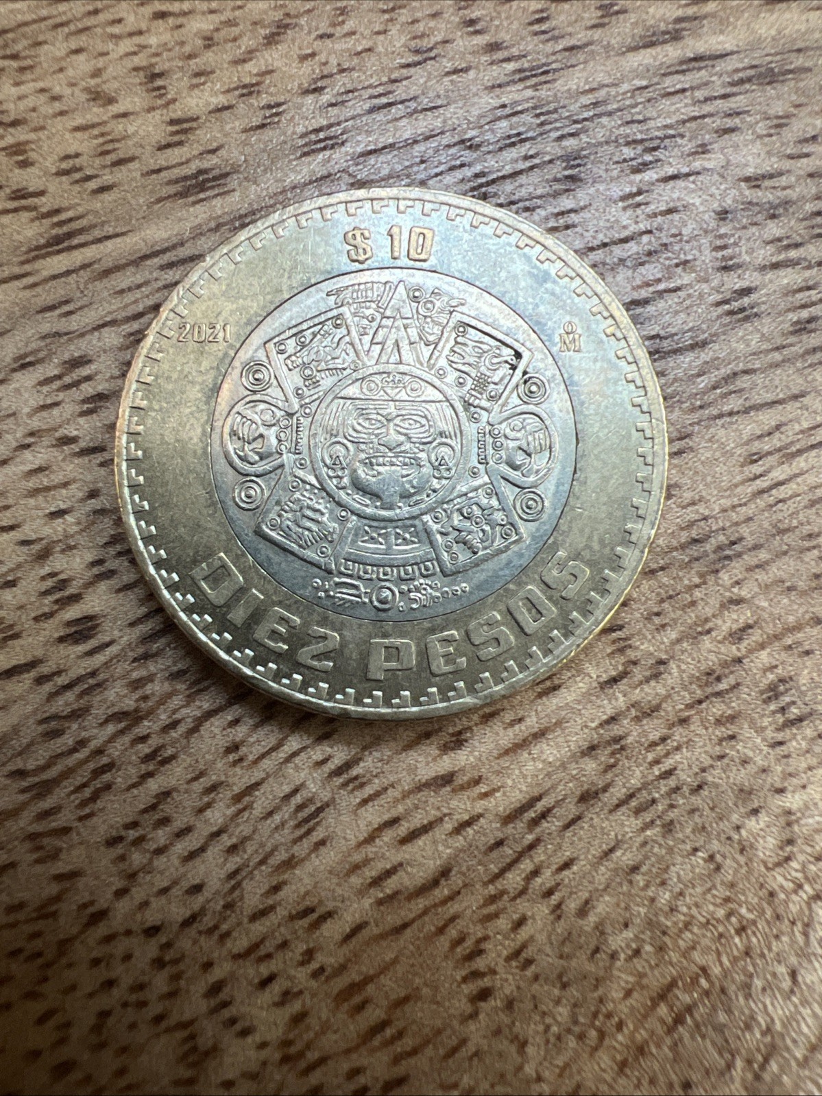 Diez Pesos 2021 Mexico Coin - Mexican 10 Peso Bimetallic Piedra Del Sol Tonatiuh