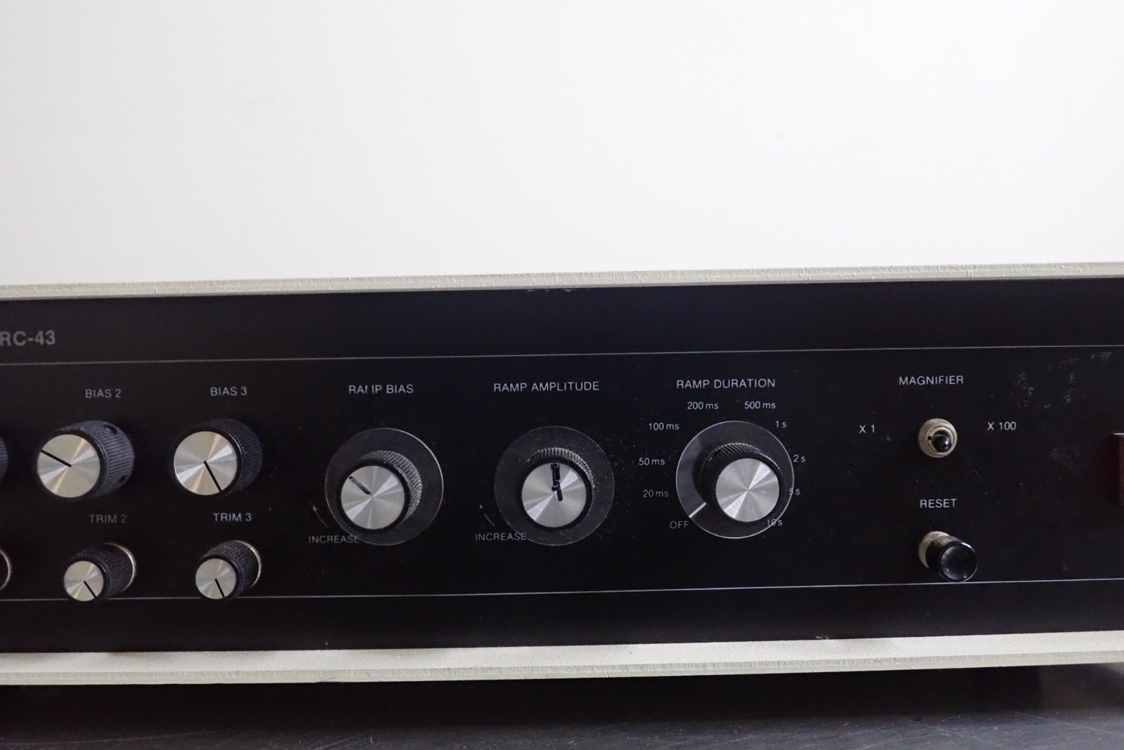 Burleigh RC-43 Programmable Ramp Generator