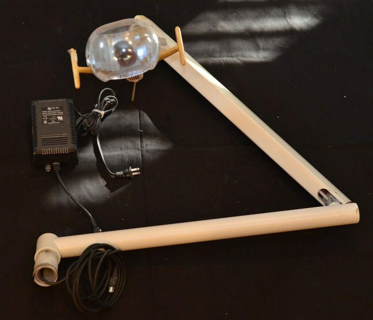 Engle Dental System Sequoia Chair 96-340 Unit Light with Transformer