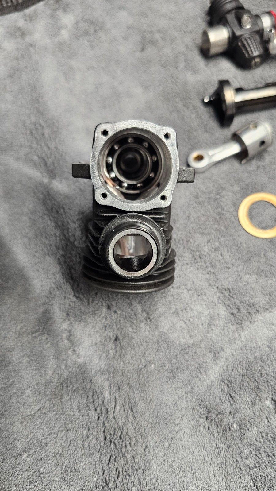 O.S. Engines R2104 Race Engine, Good Compression With Extra Glow Plugs