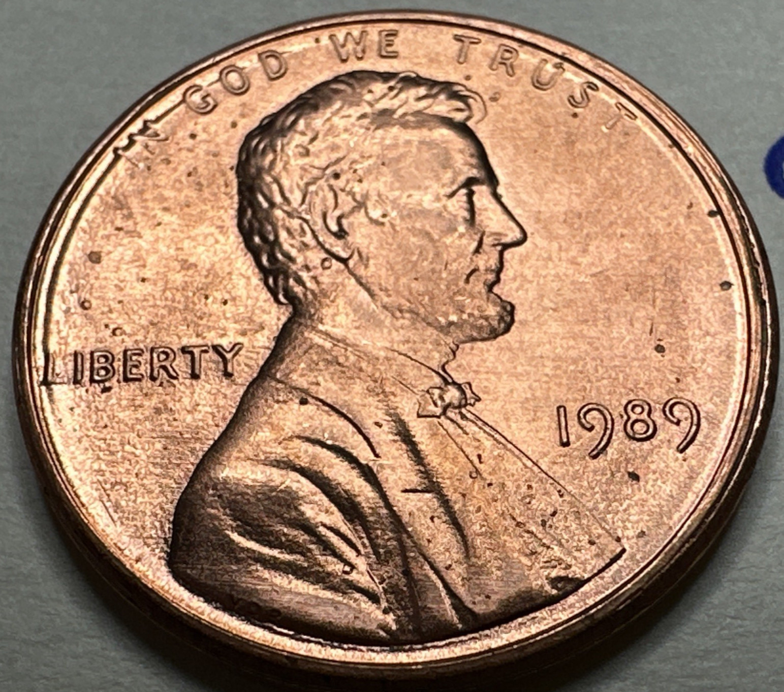 1989 Lincoln Memorial Penny RED 1 Cent 9942N