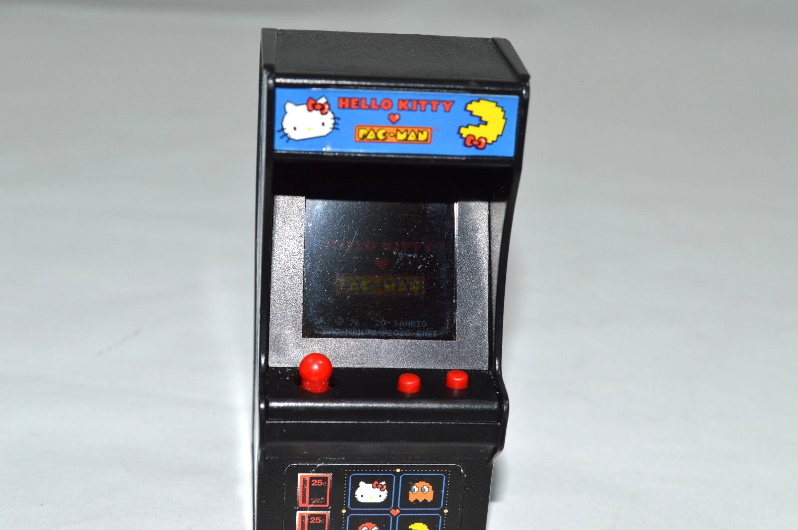 Super Impulse Tiny Arcade Hello Kitty x Pac Man Keychain *RARE - WORKS!*