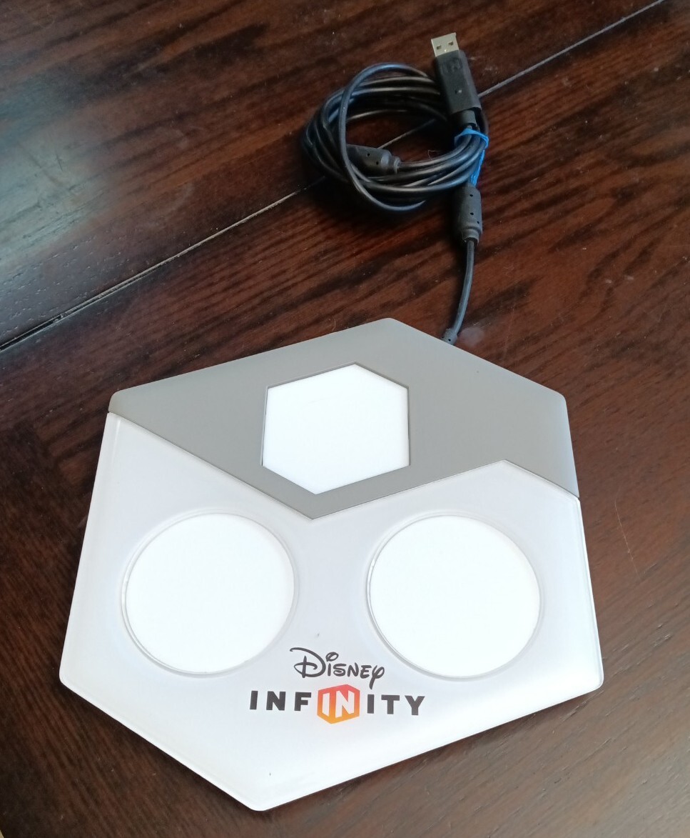 Disney Infinity Portal Base USB Base Only Tested Working Used Fast Shipping