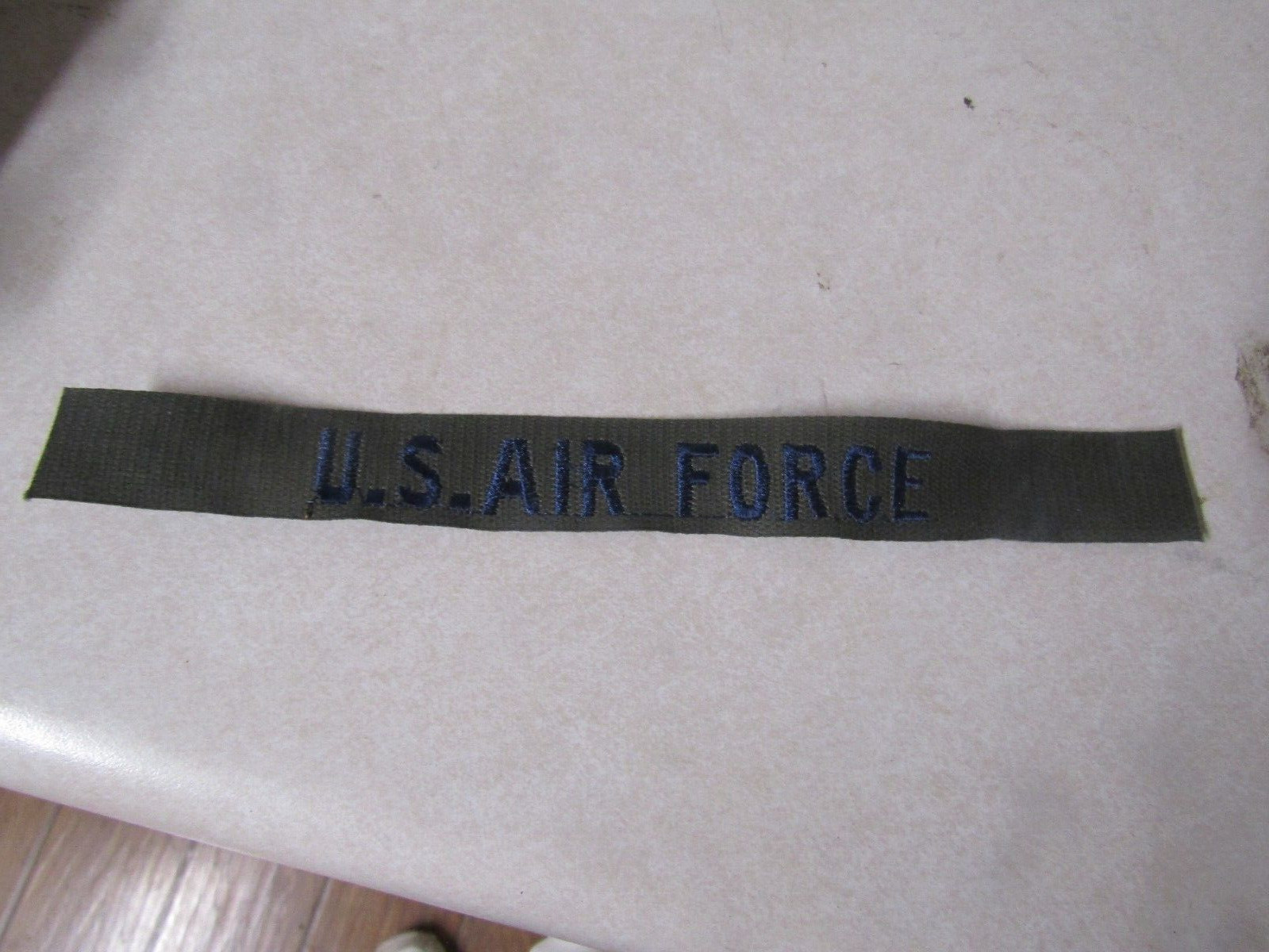 MILITARY PATCH SEW ON US AIR FORCE OLDER VIETNAM ERA NAME TAPE OLD BUT UNUSED