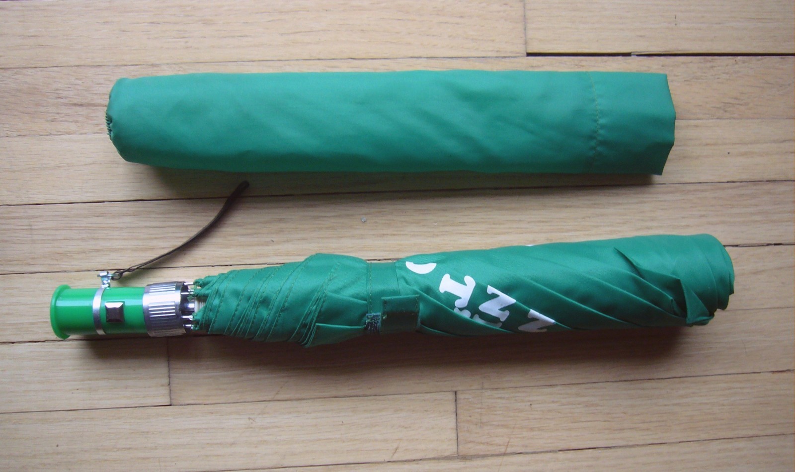Small 33" di GREEN compact Foldable Automatic BINGO UMBRELLA saint patrick's day