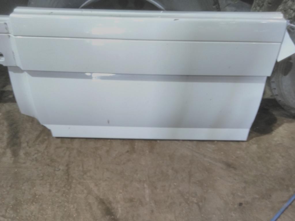For 2012 VOLVO VNL SIDE FAIRING Left , OH