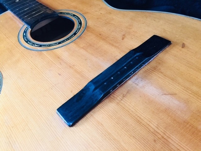 Zen-On Classical Guitar with JIS Mark