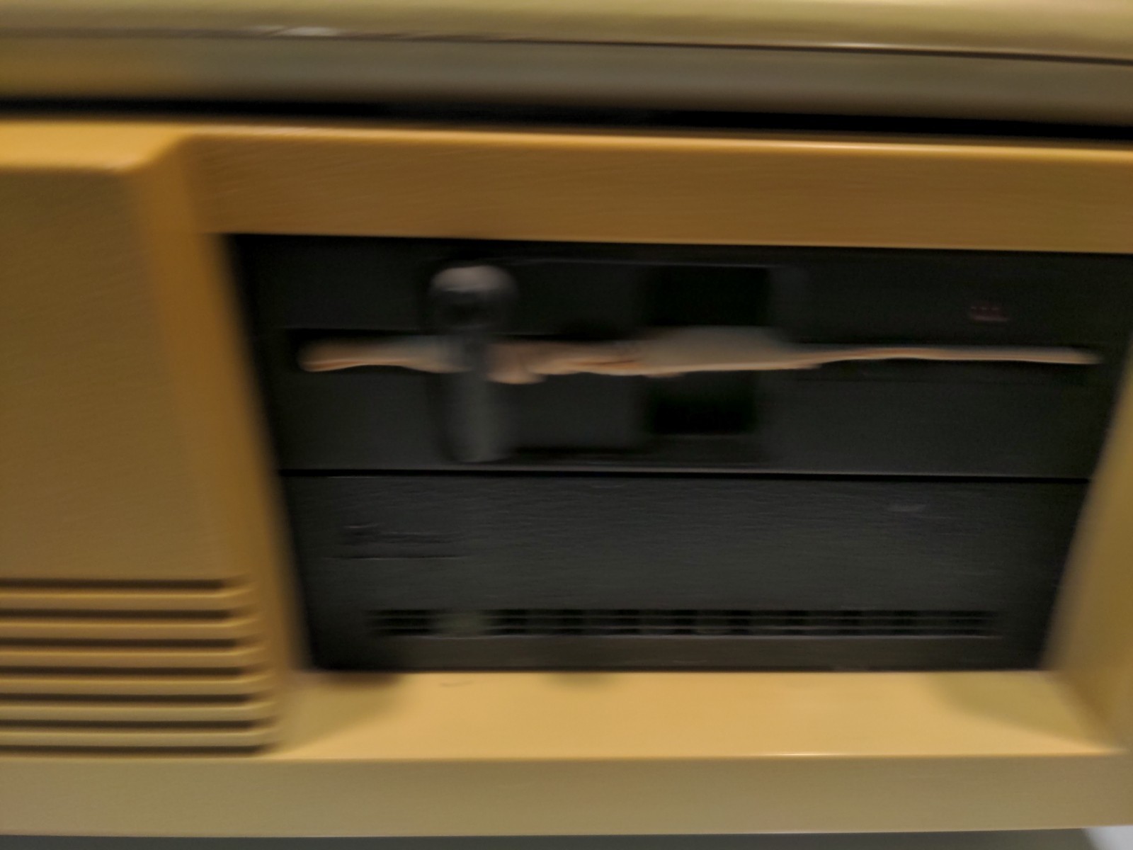 Vintage DTK DATA-1000 Desktop Computer Turns on - untested