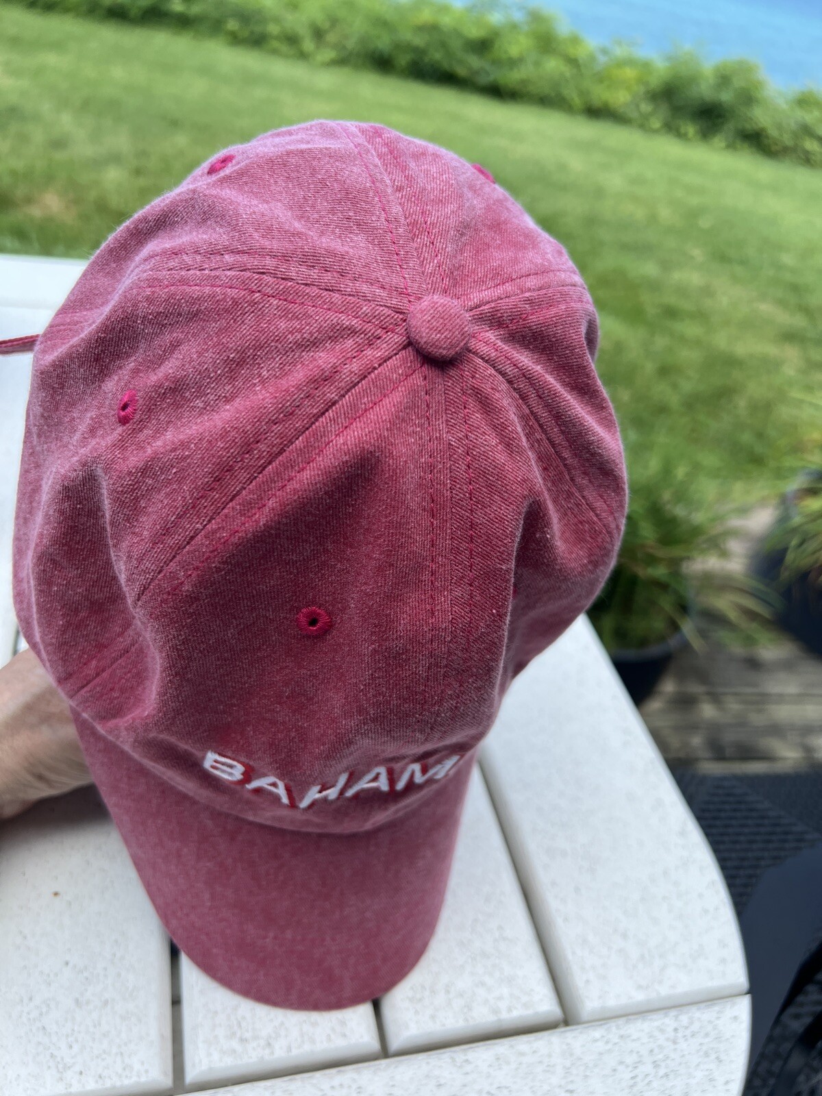 Cap Hat Faded Red Embroidered White w Red 3D outlining BAHAMAS Strapback Adj EUC