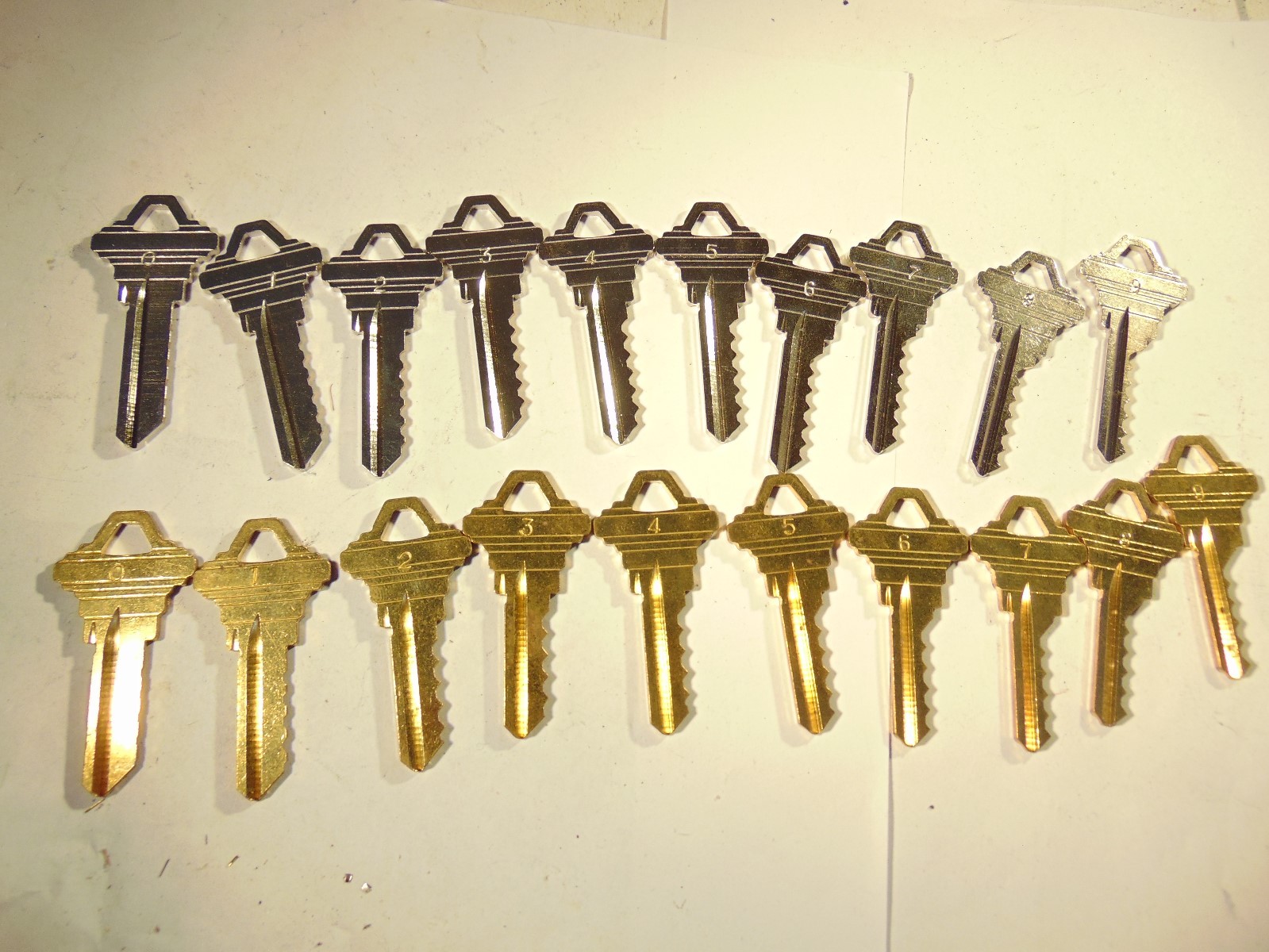 2 - SETS  SCHLAGE SC1 AND SC4 DEPTH  KEYS  0-9        LOCKSMITH