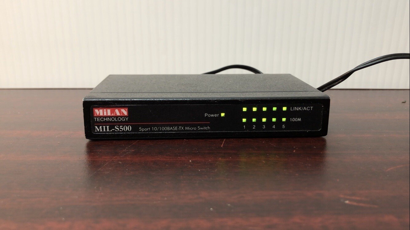 MiLAN Tech MIL-S500 5-Port 10/100BASE-TX Micro Switch w/ Adapter