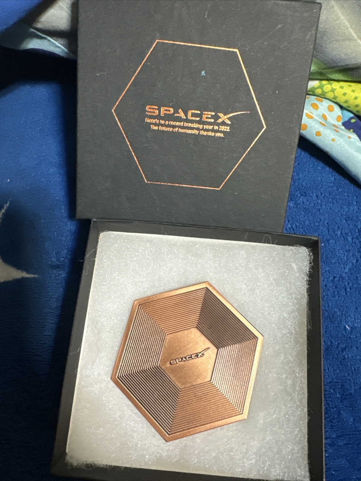 SpaceX Collectable Medallion for 2022 missions - New - Open Box Limited Edition￼