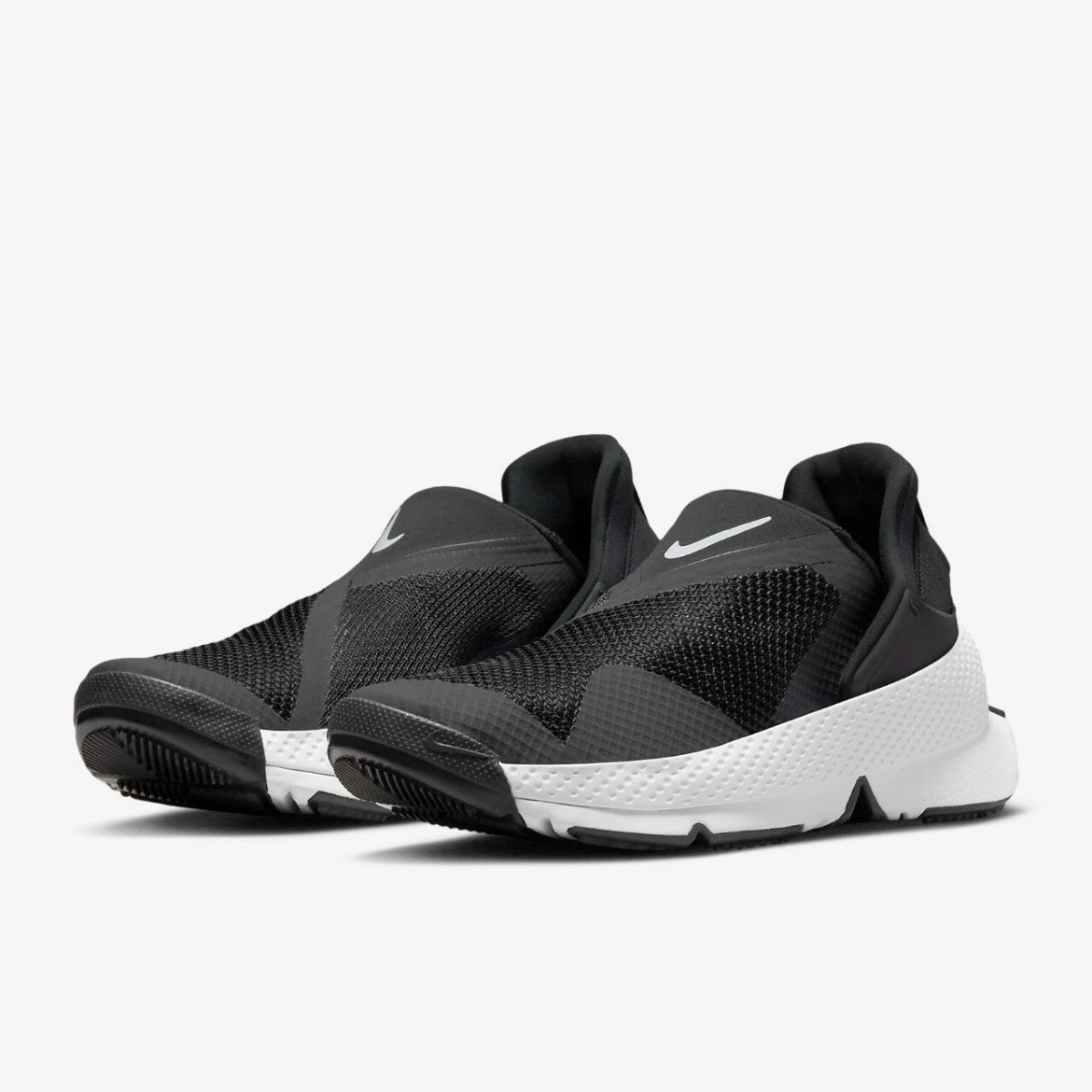 Nike Go Flyease Easy Slip On/Off Shoes Sneakers Black White NEW Womens Size 7.5