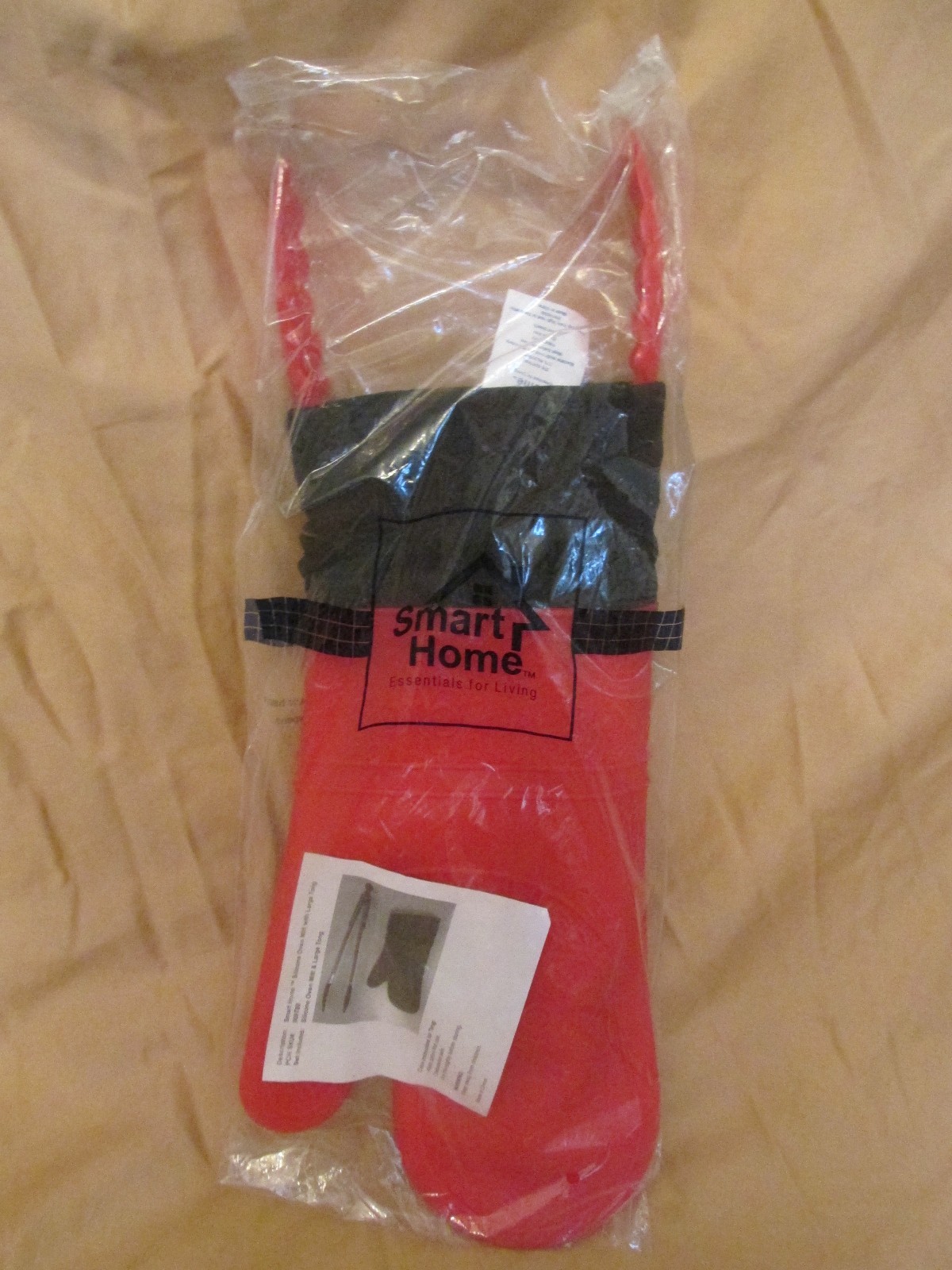 Brand New Sealed Smart Home Silicone Oven Mitt and Large Tong Set Red & Black