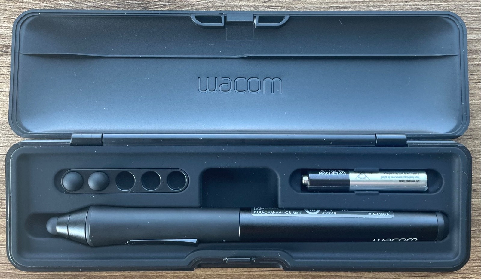 Wacom CS-500P Intuos Wireless Creative Black Stylus Pen Extra Tips POWERS ON