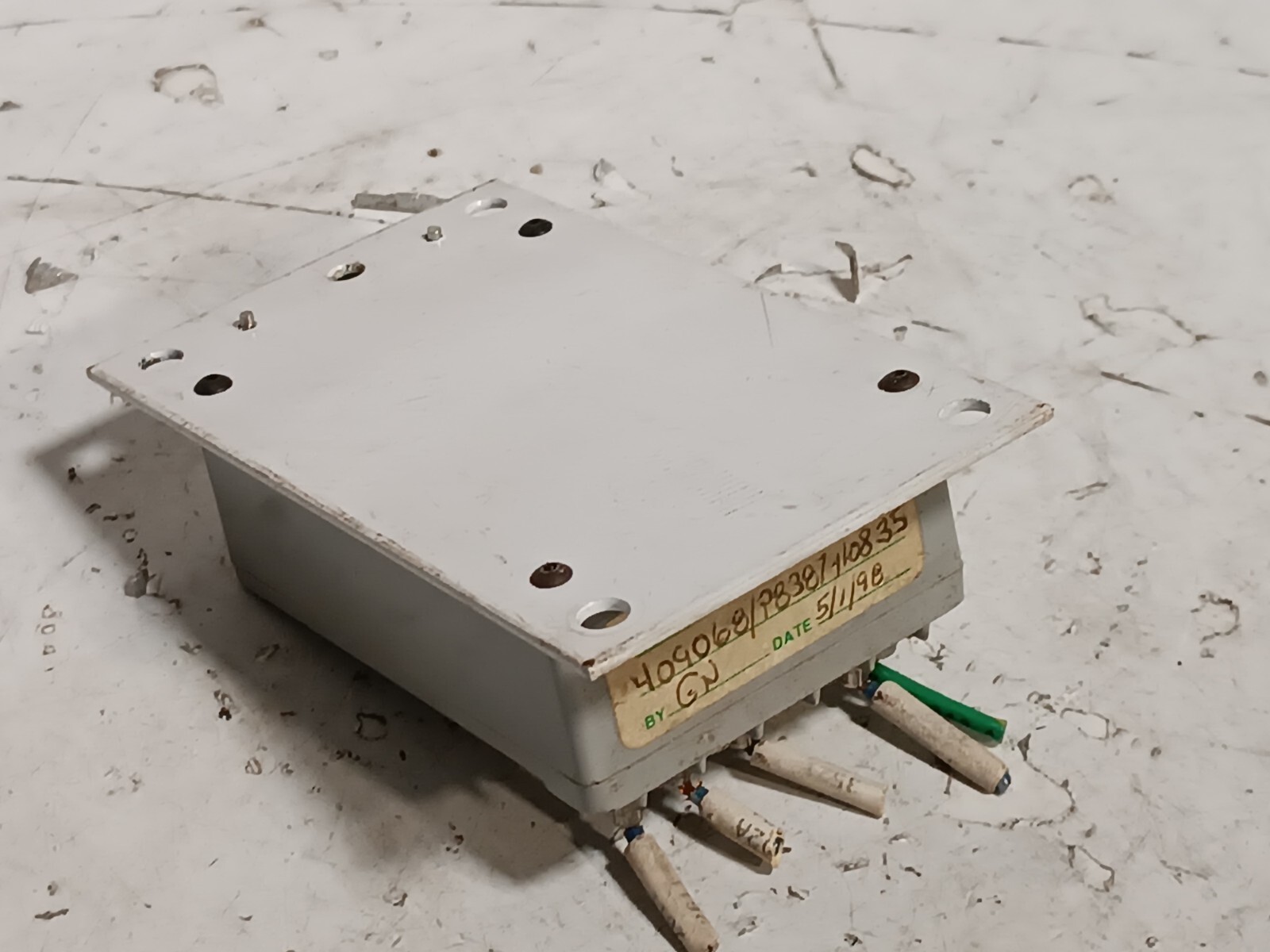Acopian 24EB24E60 DC-DC Converter/Regulated Power Supply Single Output