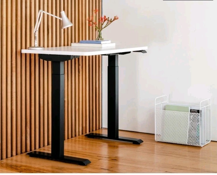 FLEXISPOT E7 Mini Standing Desk w/Three Stage Motors ~ Adjustable 32" To ,1a