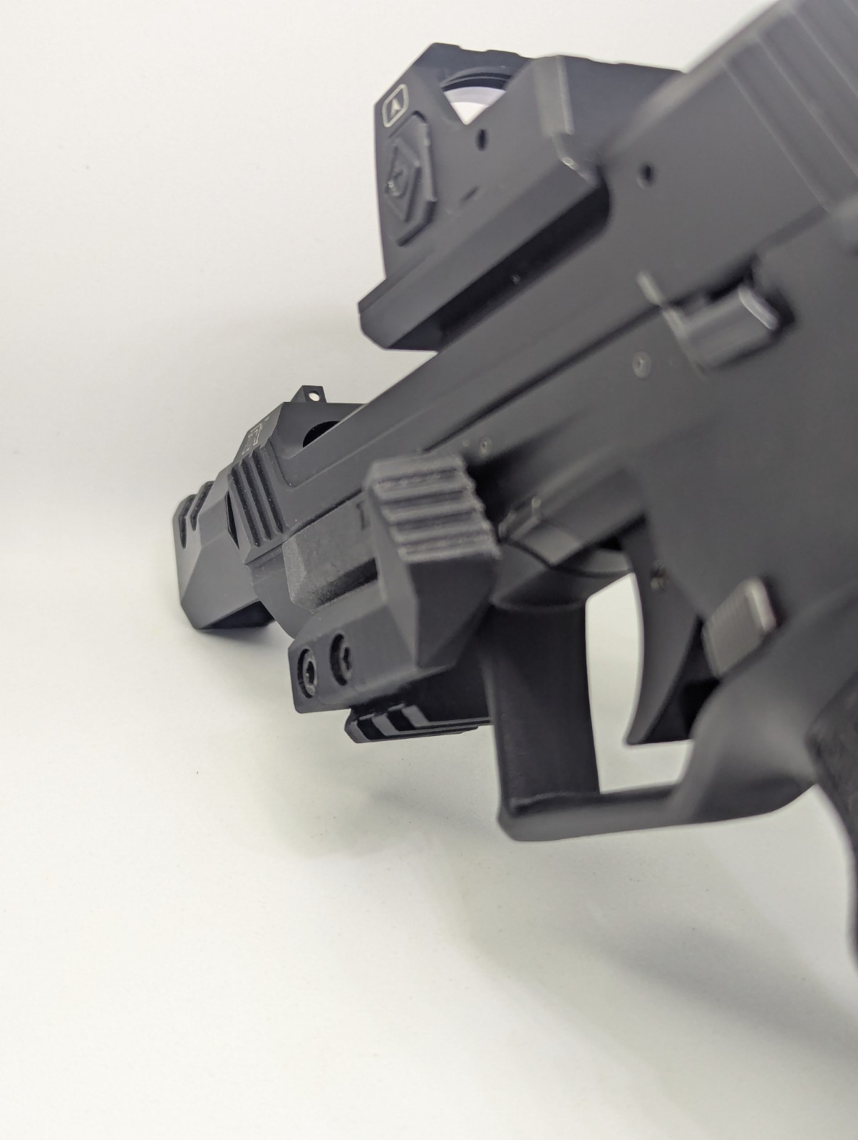 Pistol Thumb Rest