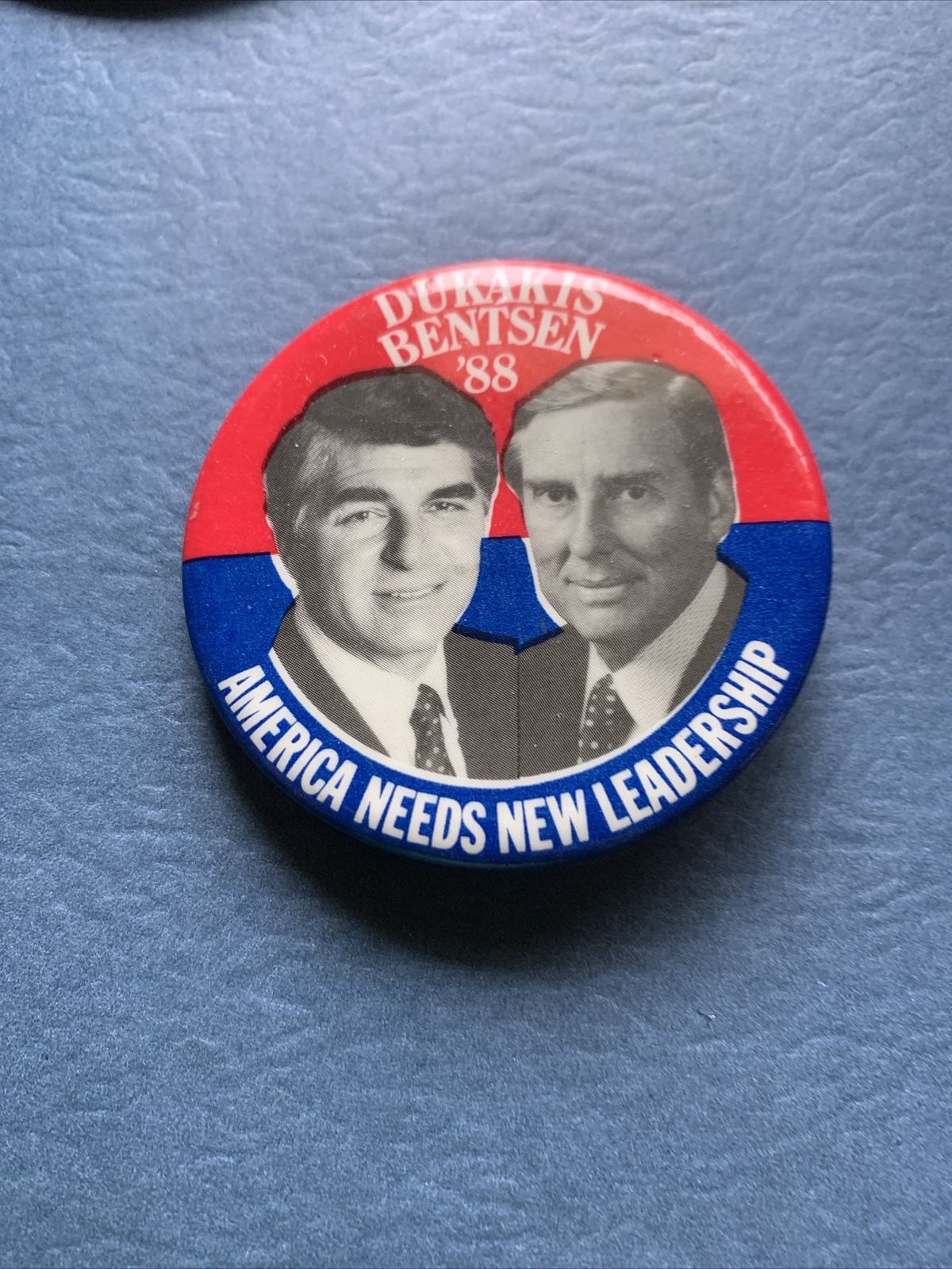 1988 Dukakis Bentsen Presidentisl Campaign Pinback Button