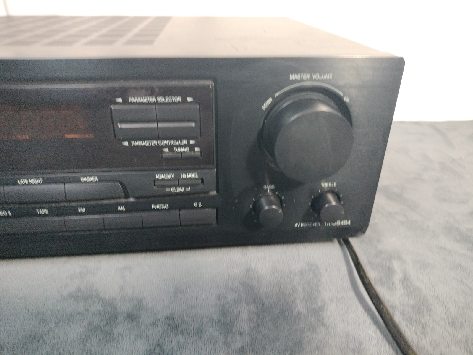 Onkyo TX-DS484 AV Receiver Works Perfectly. No Remote