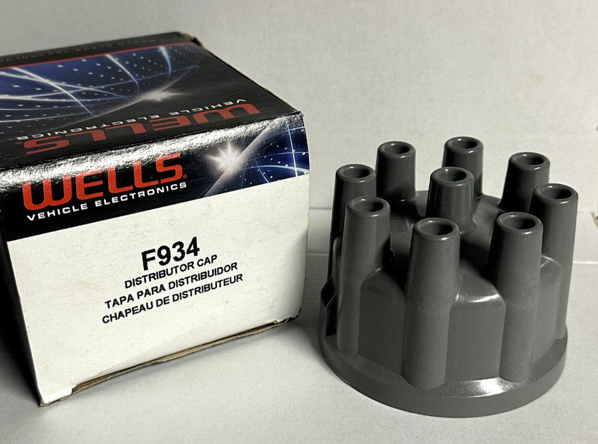 NOS Wells Distributor Cap Part F934 F 934 New Old Stock